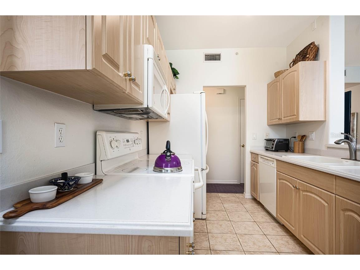 1761 Auburn Lakes Drive #23 Venice FL 34292 N6139929 image13