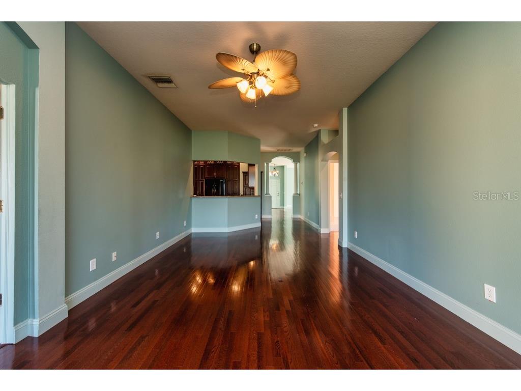 1761 Bonita Bluff Court Ruskin FL 33570 TB8460319 image10