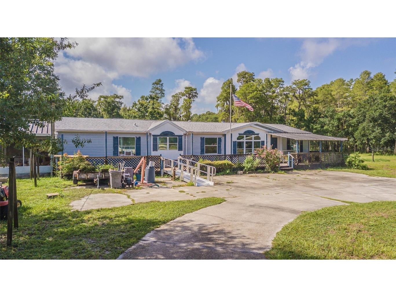 17610 Wellfield Court Lutz FL 33558 U8251672 image1