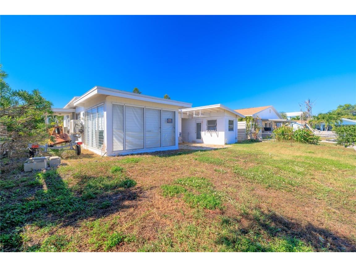 17611 1st Street E Redington Shores FL 33708 TB8445677 image24