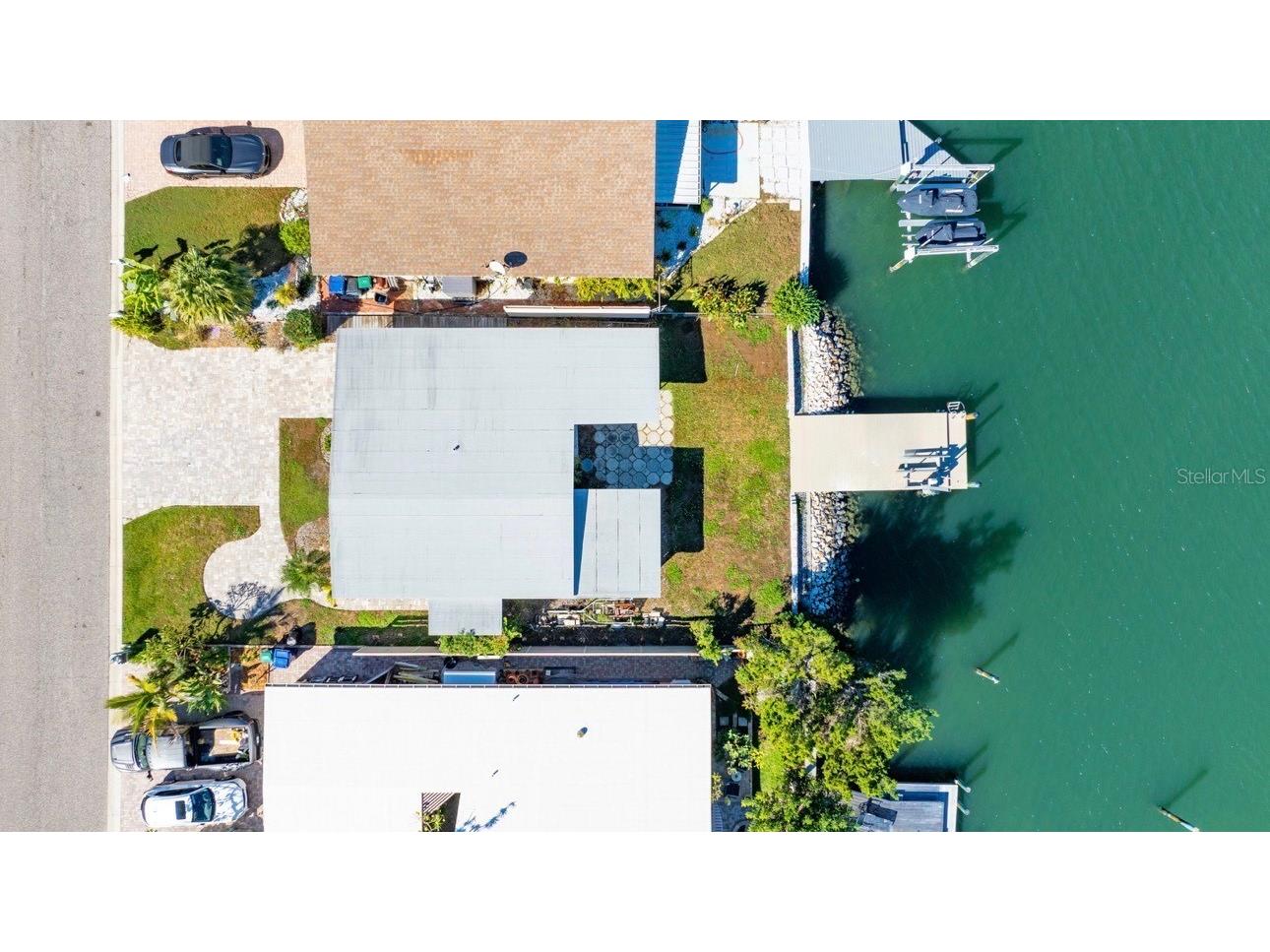 17611 1st Street E Redington Shores FL 33708 TB8445677 image5