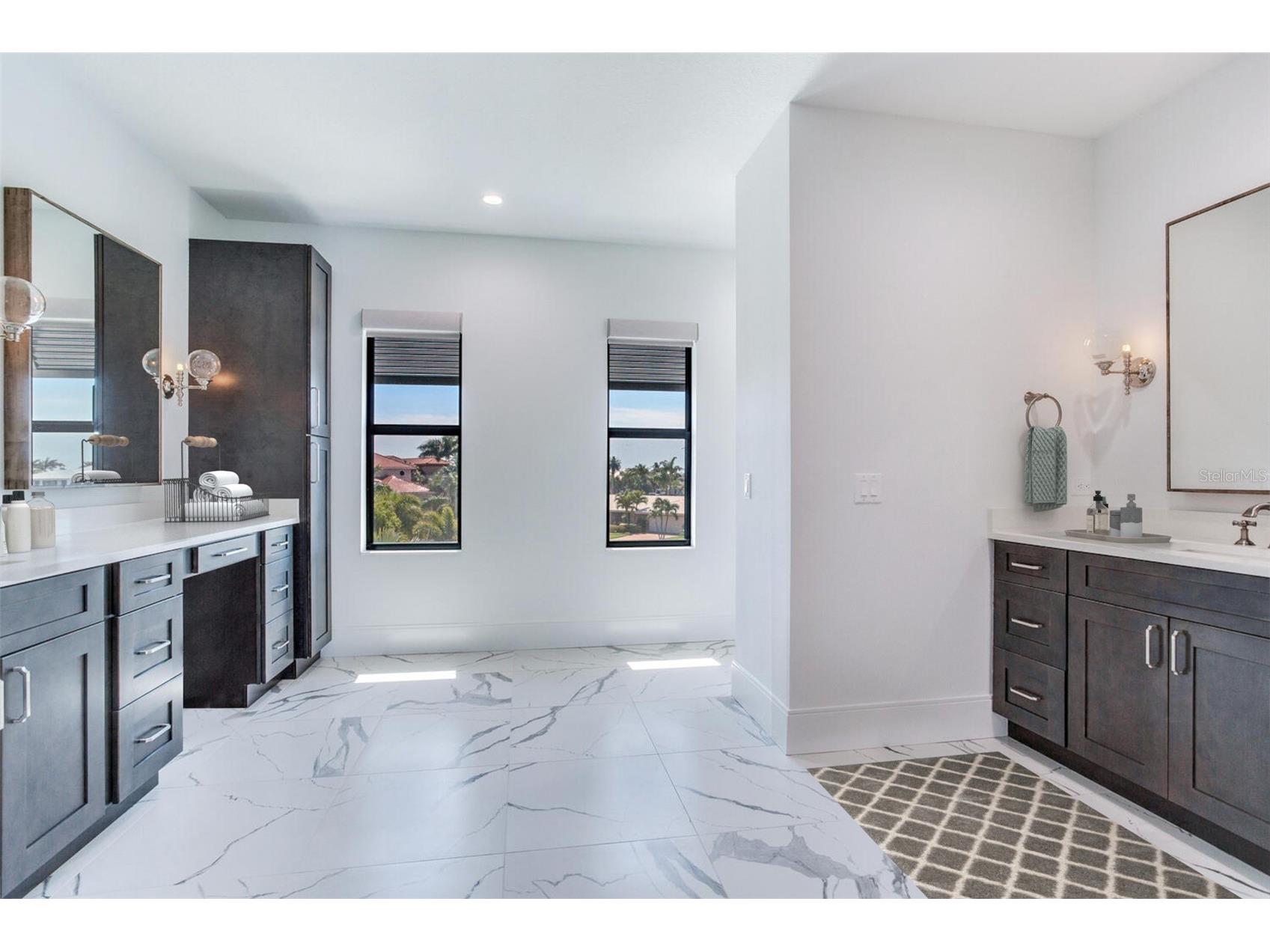 17611 1st Street E Redington Shores FL 33708 TB8467937 image6