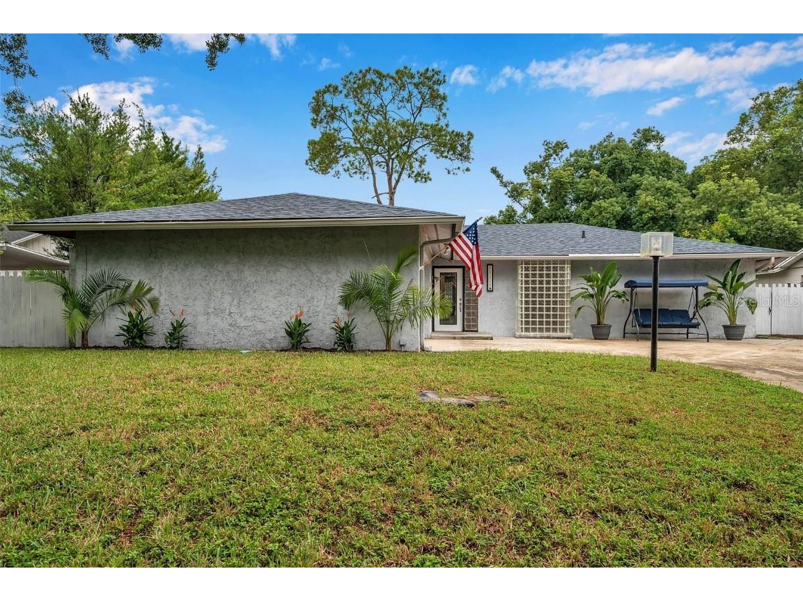 17618 Meadowbridge Drive Lutz FL 33549 T3474050 image1