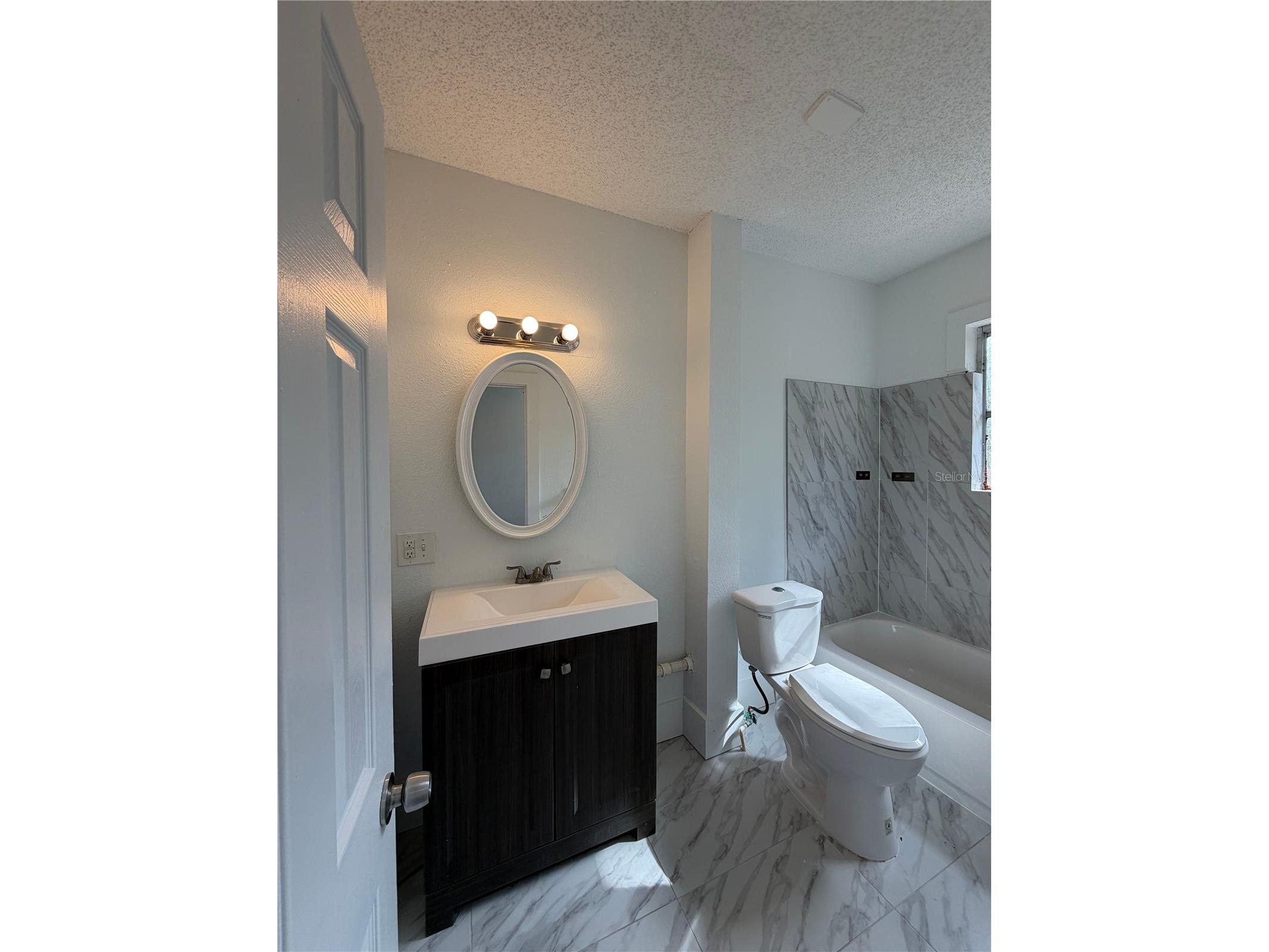 1762 32nd Street Sarasota FL 34234 A4674966 image9