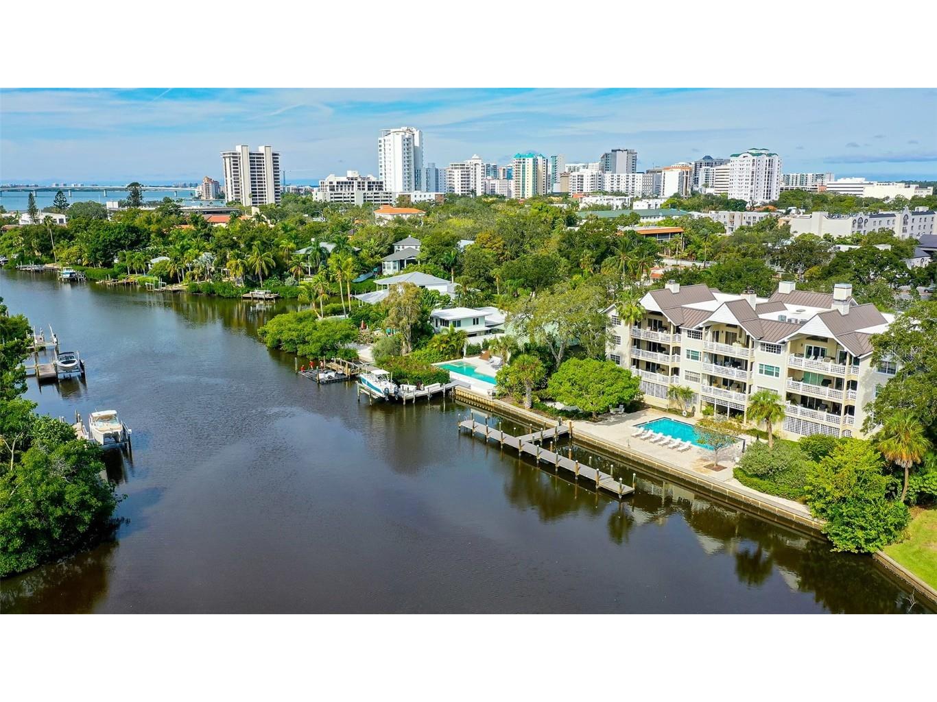 1762 Bay Street #403 Sarasota FL 34236 - HUDSON BAYOU A4589323 image1