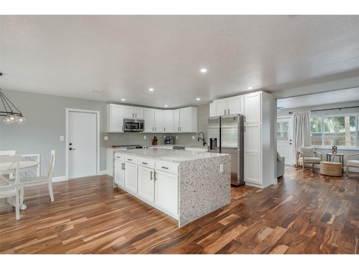 1762 Bayshore Boulevard Dunedin FL 34698 TB8438220 image5