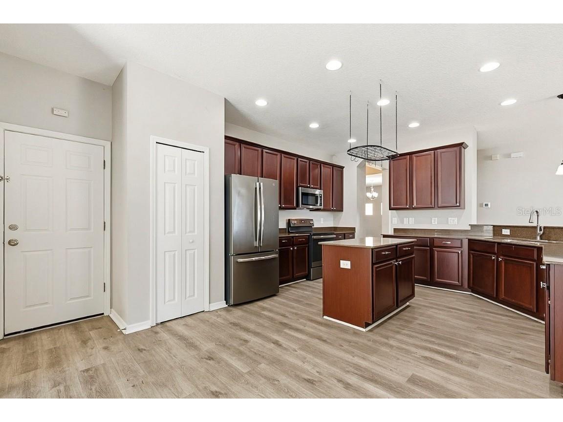 1762 Mira Lago Circle Ruskin FL 33570 - MIRA LAGO COMMUNITY LAKE O6340639 image21