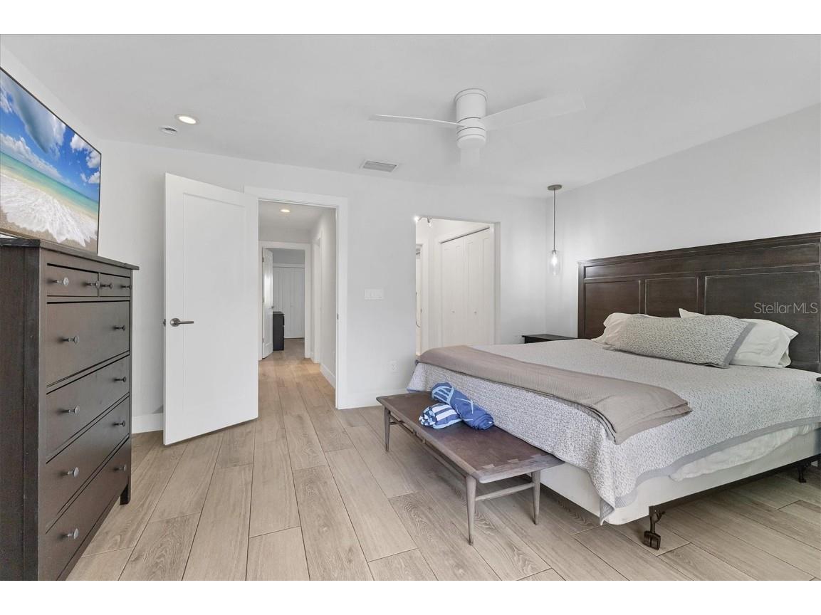 1762 Stickney Point Road #204 Sarasota FL 34231 A4669173 image21