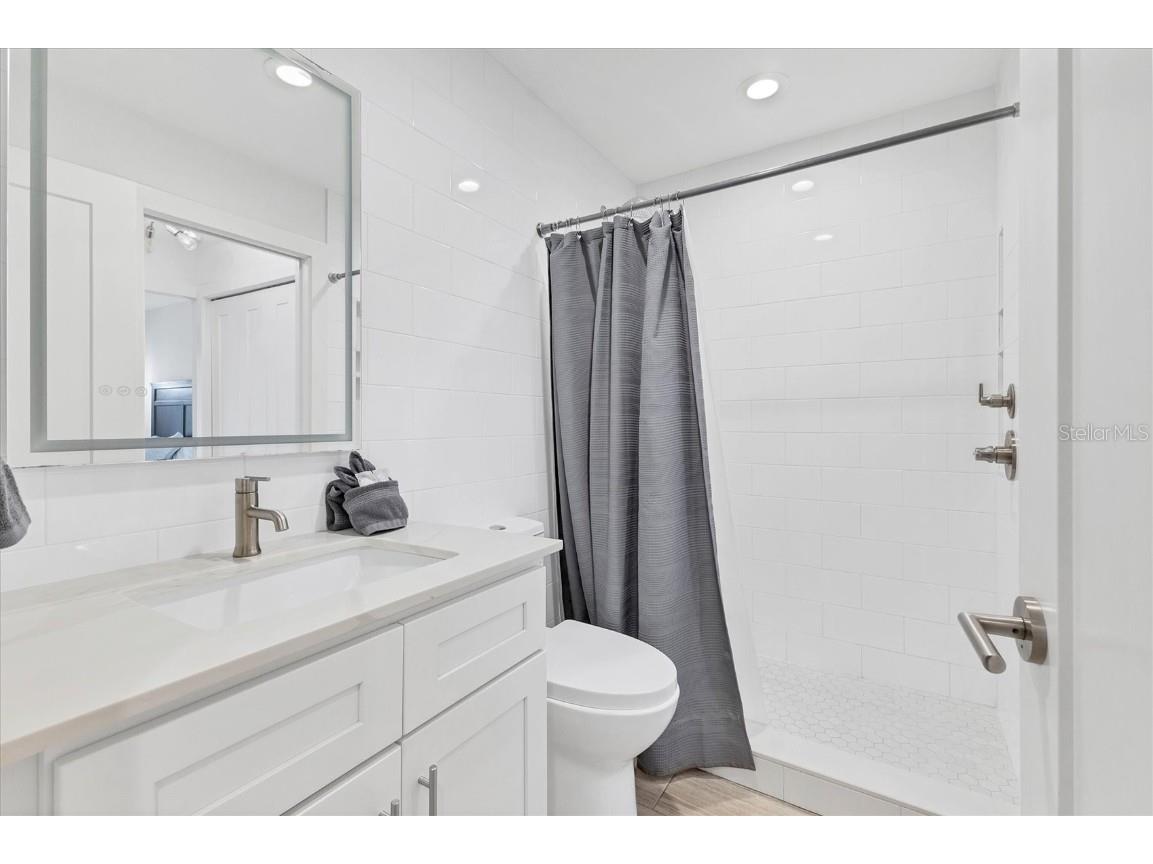 1762 Stickney Point Road #204 Sarasota FL 34231 A4669173 image24