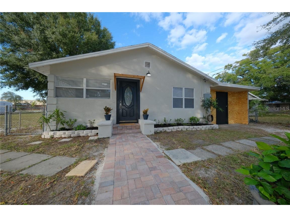 1763 36th Street Sarasota FL 34234 A4589143 image1