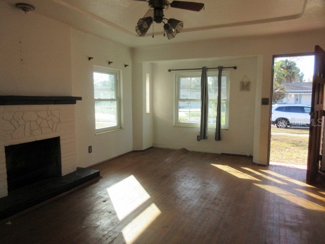 1763 Shore Acres Boulevard NE Saint Petersburg FL 33703 TB8487114 image3