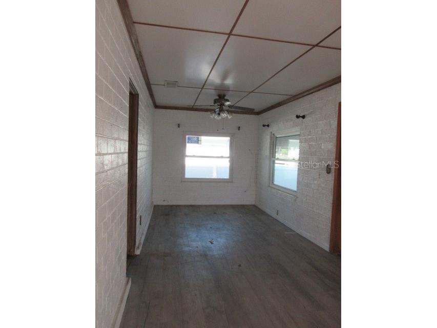 1763 Shore Acres Boulevard NE Saint Petersburg FL 33703 TB8487114 image5