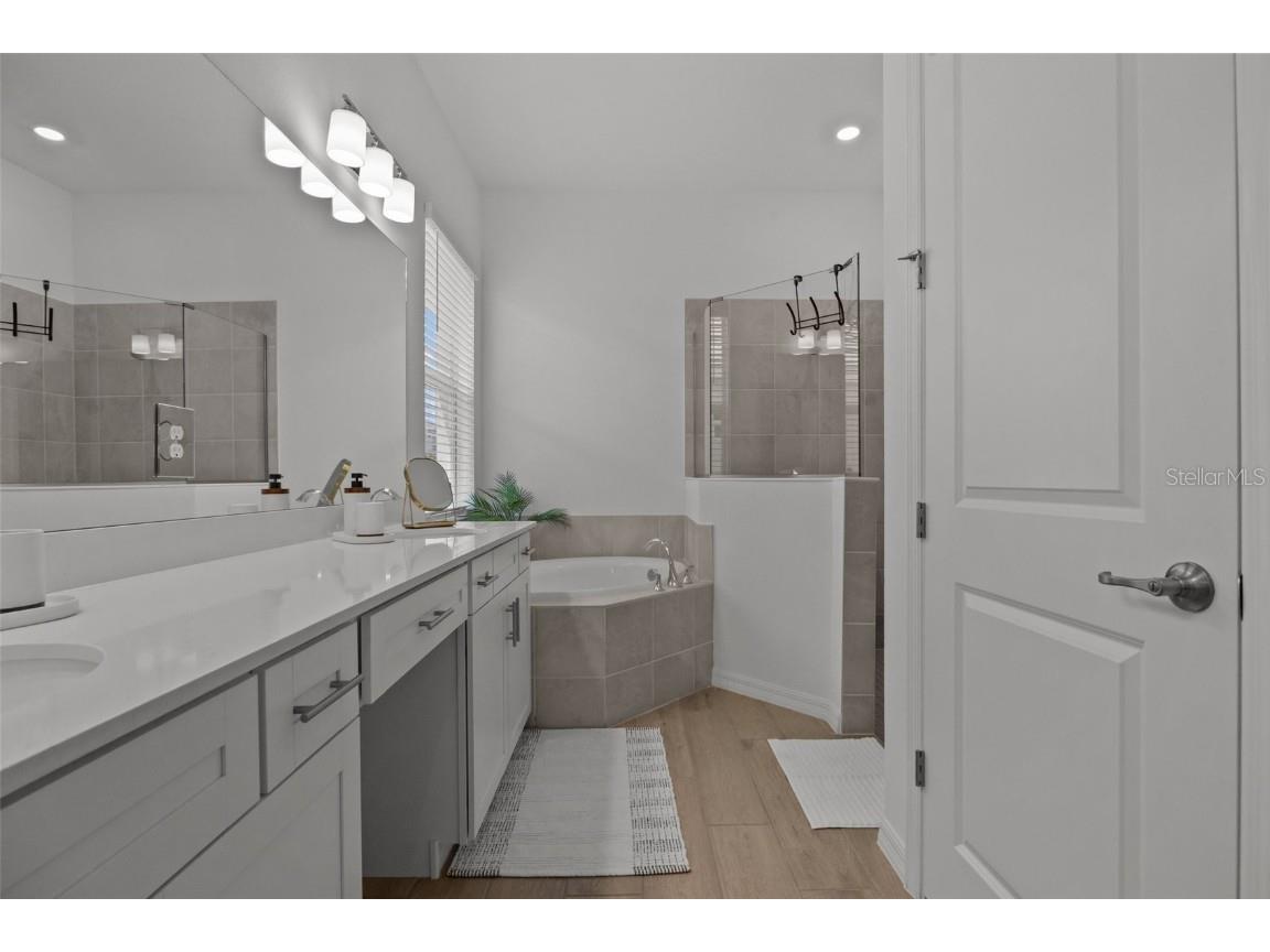 17632 Santorini Court Venice FL 34293 A4654934 image33