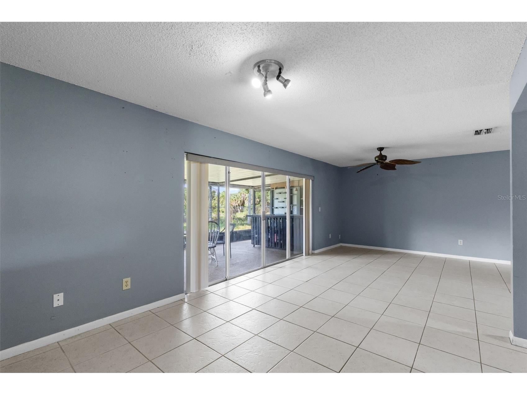17635 Meadowbridge Drive Lutz FL 33549 TB8497811 image14