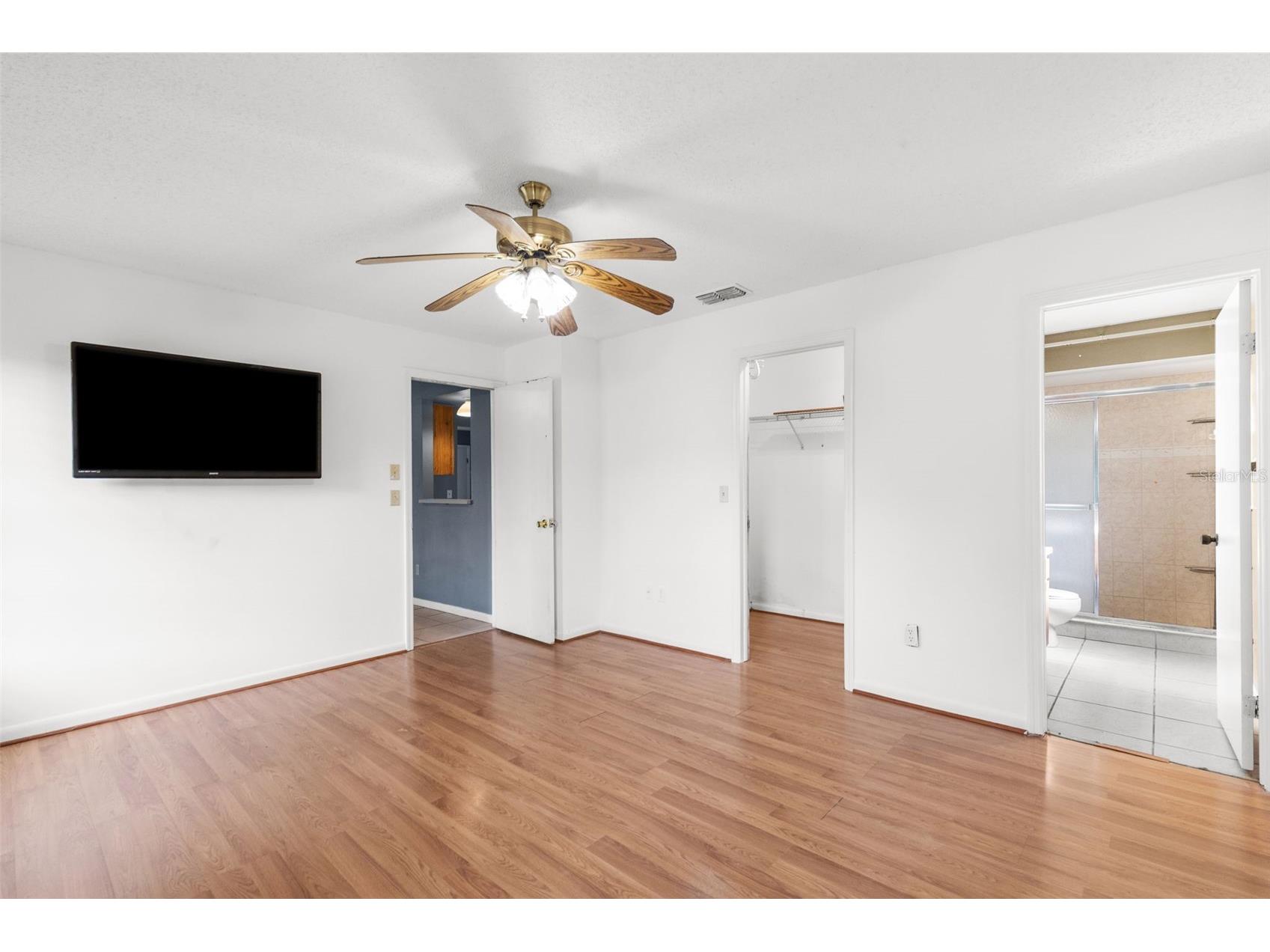 17635 Meadowbridge Drive Lutz FL 33549 TB8497811 image16