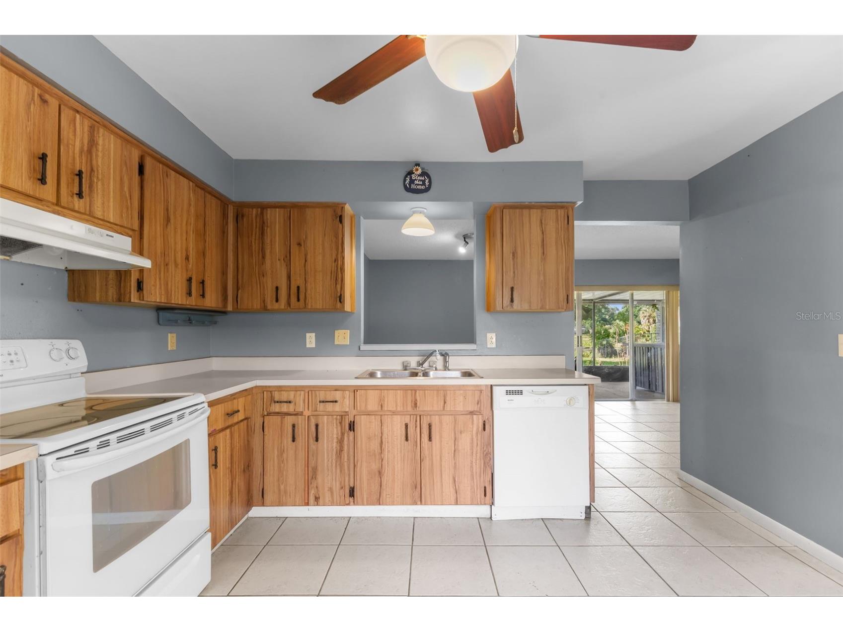 17635 Meadowbridge Drive Lutz FL 33549 TB8497811 image4
