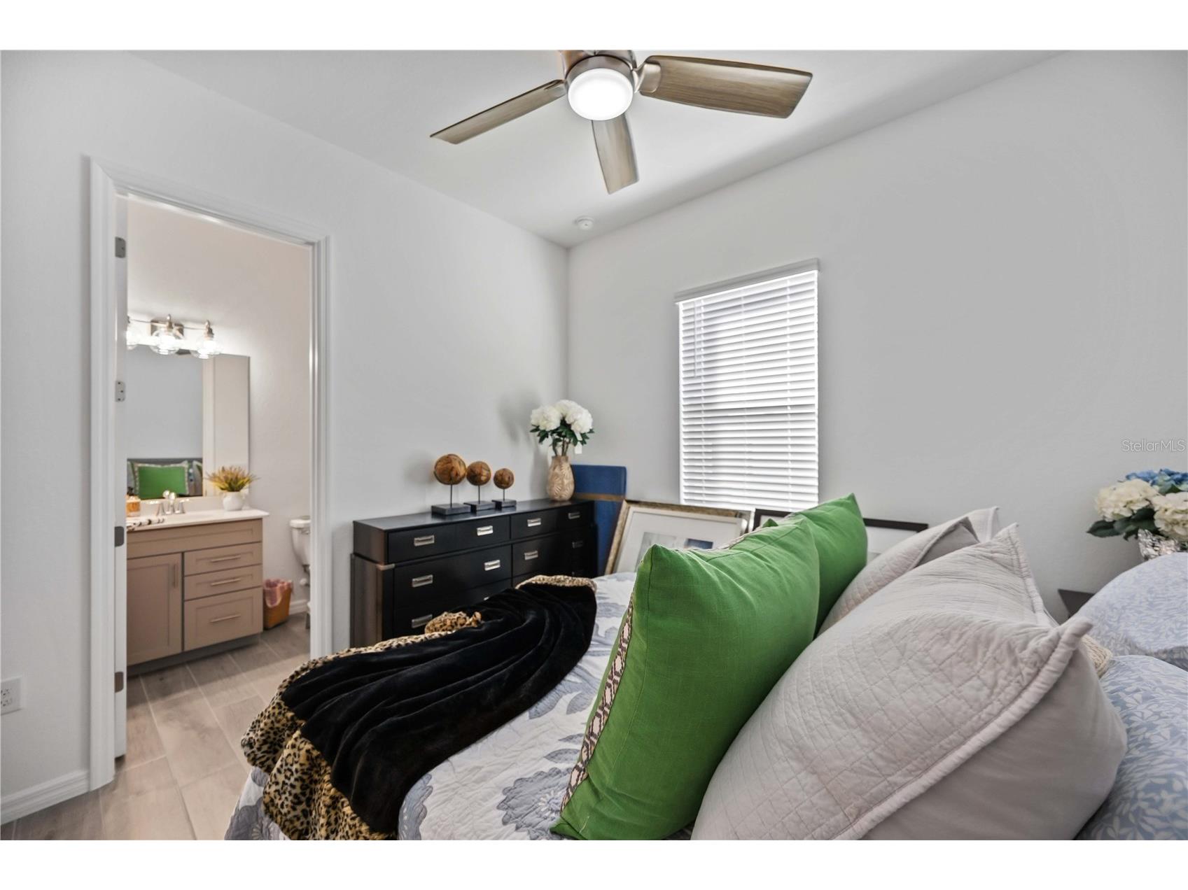 17637 Santorini Court Venice FL 34293 A4693762 image15