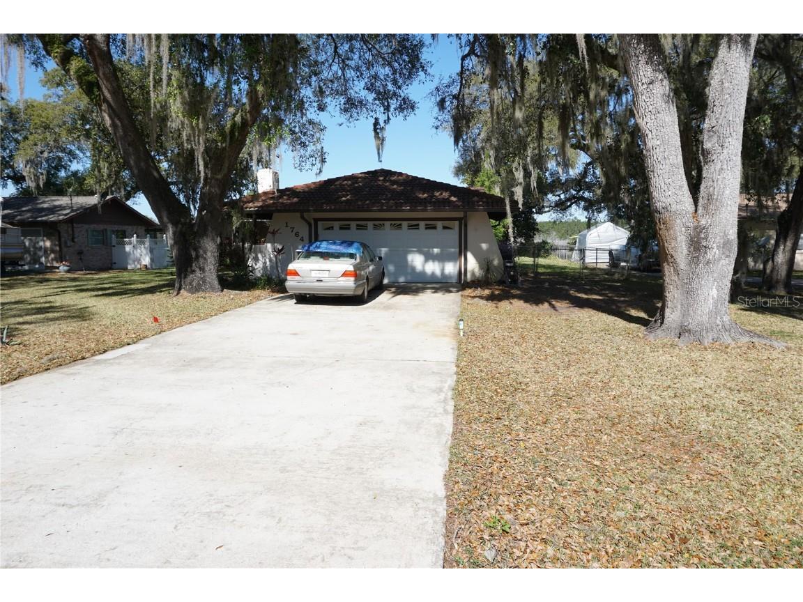 1764 SE 169th Avenue Road Silver Springs FL 34488 - NORTH LAKE BRYANT OM696971 image1