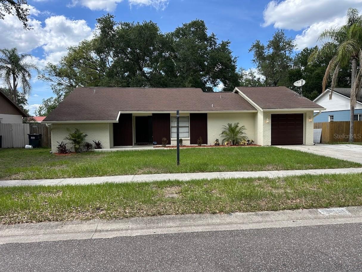 17644 Meadowbridge Drive Lutz FL 33549 TB8516014 image1