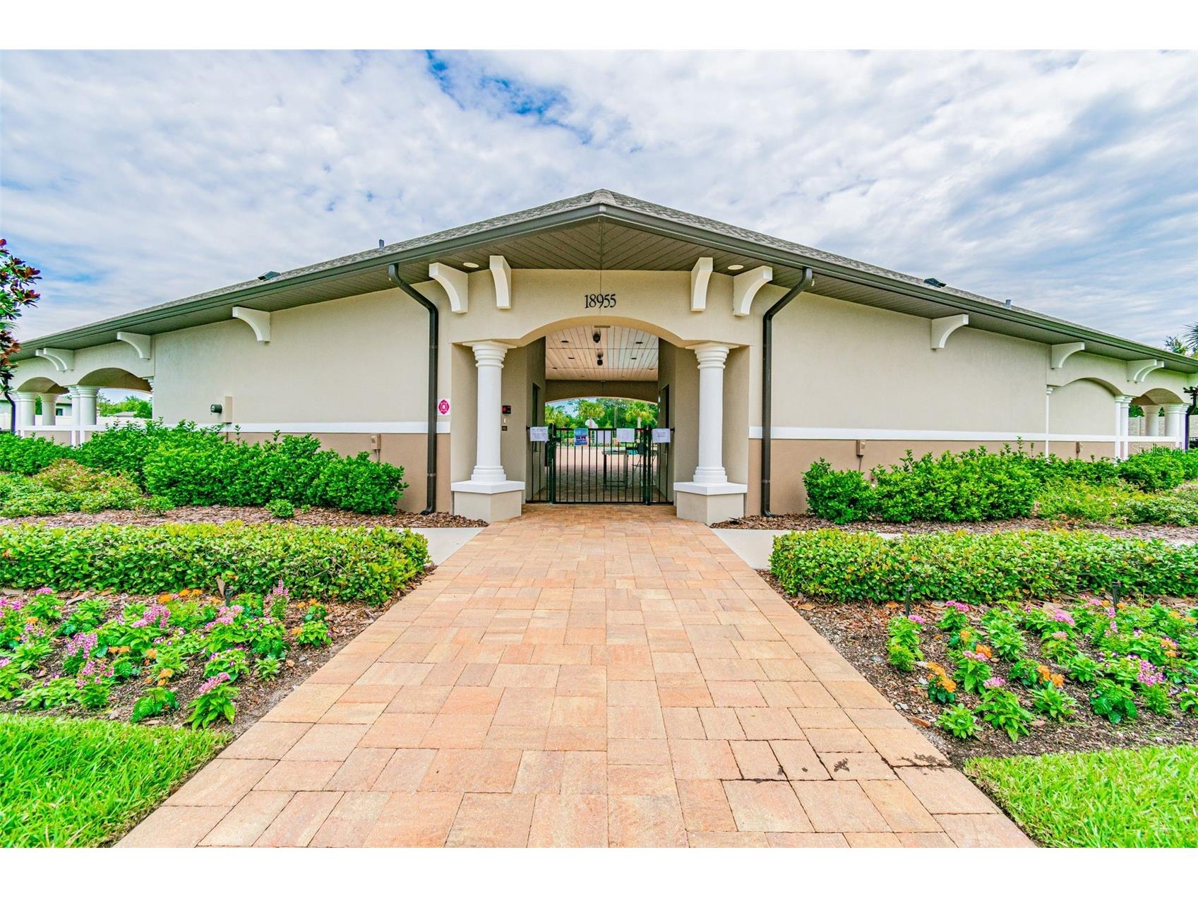17647 Cortes Creek Boulevard Spring Hill FL 34610 TB8501068 image87