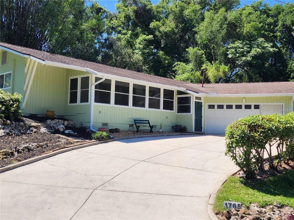 1765 Hilltop Drive Mount Dora FL 32757 G5105170 image1