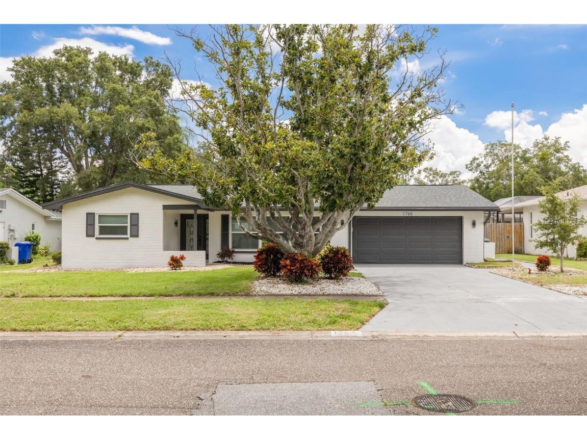 1765 Hitching Post Lane Dunedin FL 34698 TB8415926 image1