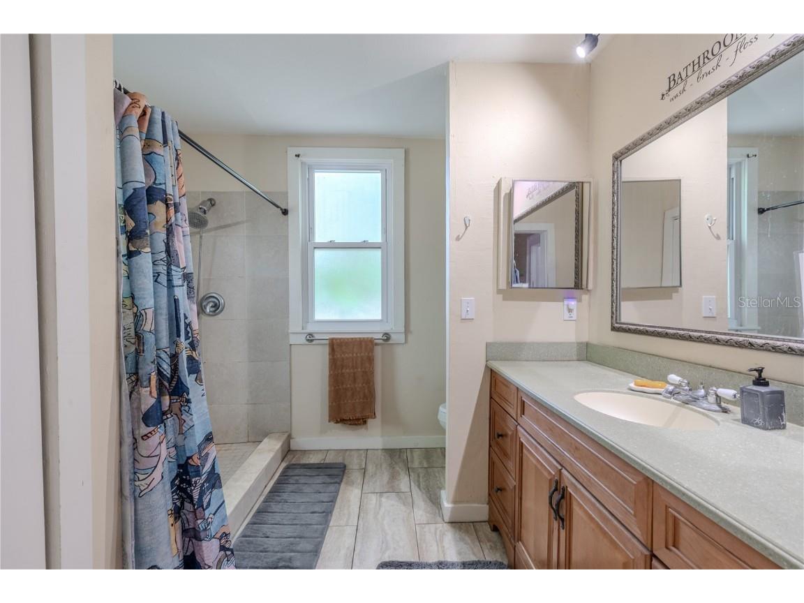 1765 Kings Highway Clearwater FL 33755 TB8451220 image32