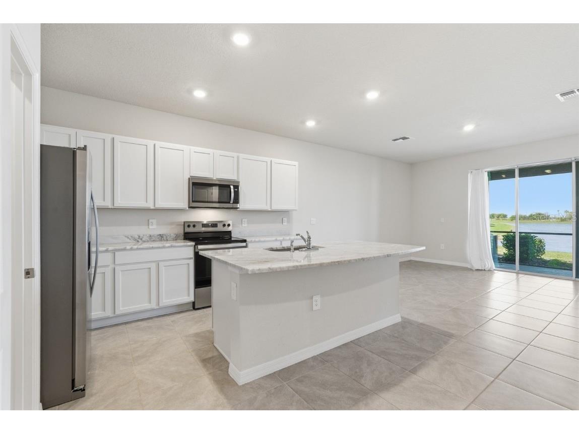 17653 Crescent Moon Loop Bradenton FL 34211 A4670774 image55