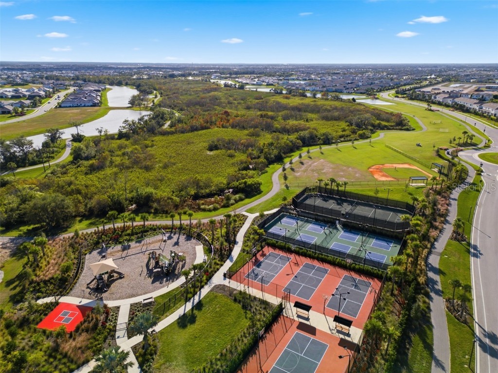 17653 Crescent Moon Loop Bradenton FL 34211 A4670774 image70