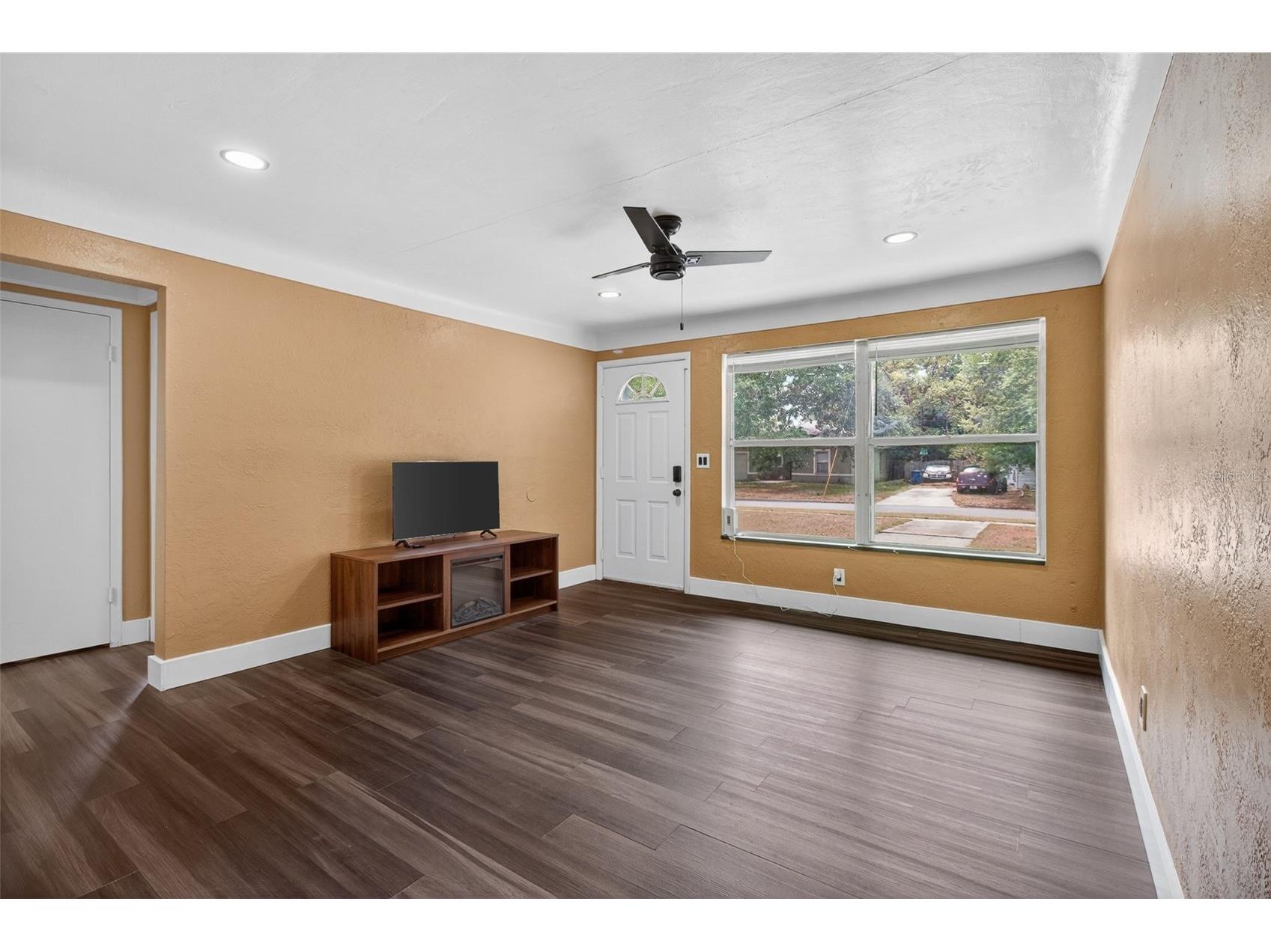 1768 42nd Street S Saint Petersburg FL 33711 TB8491076 image13