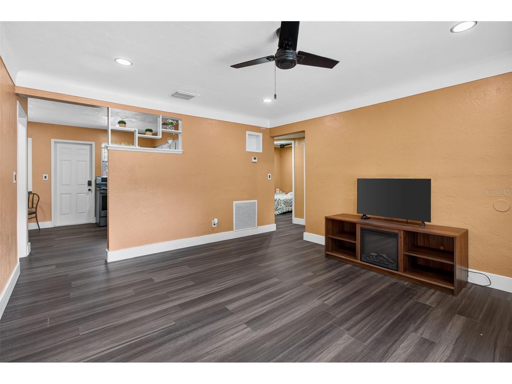 1768 42nd Street S Saint Petersburg FL 33711 TB8491076 image14