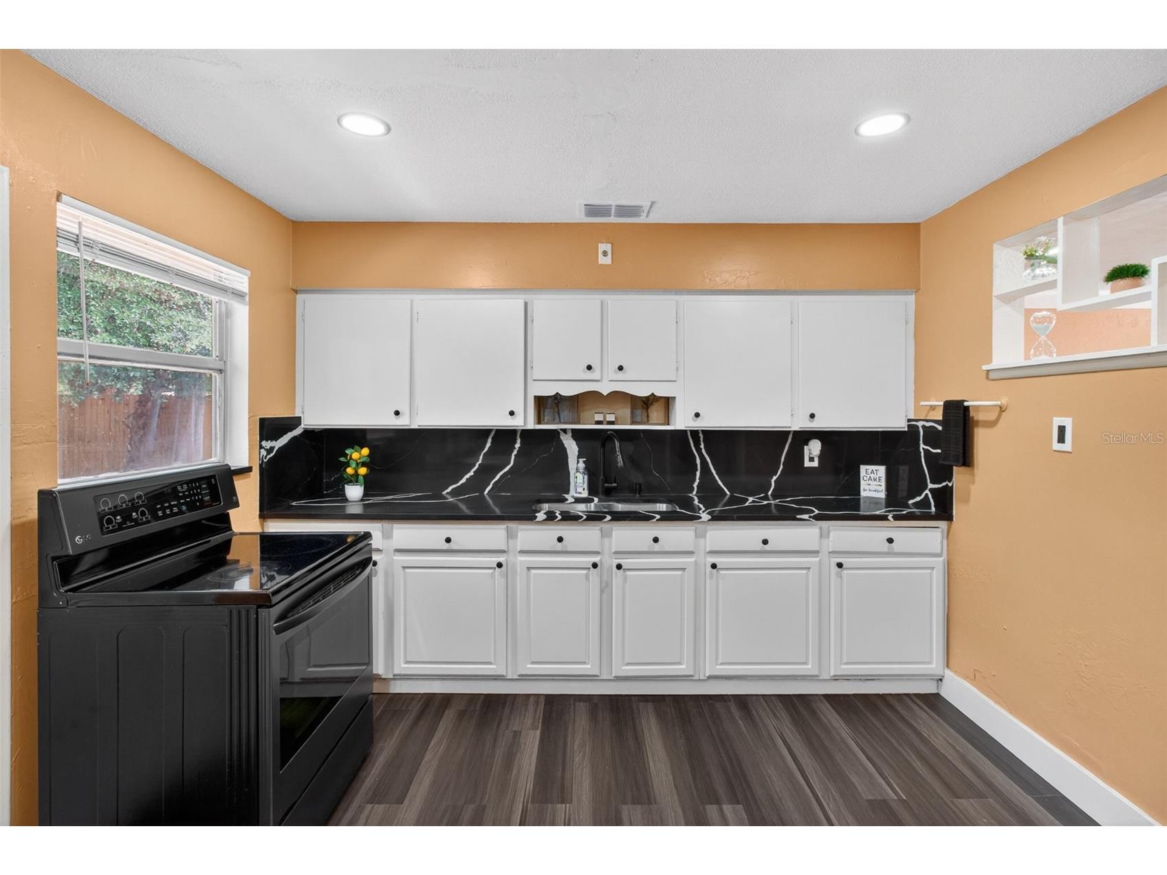 1768 42nd Street S Saint Petersburg FL 33711 TB8491076 image18