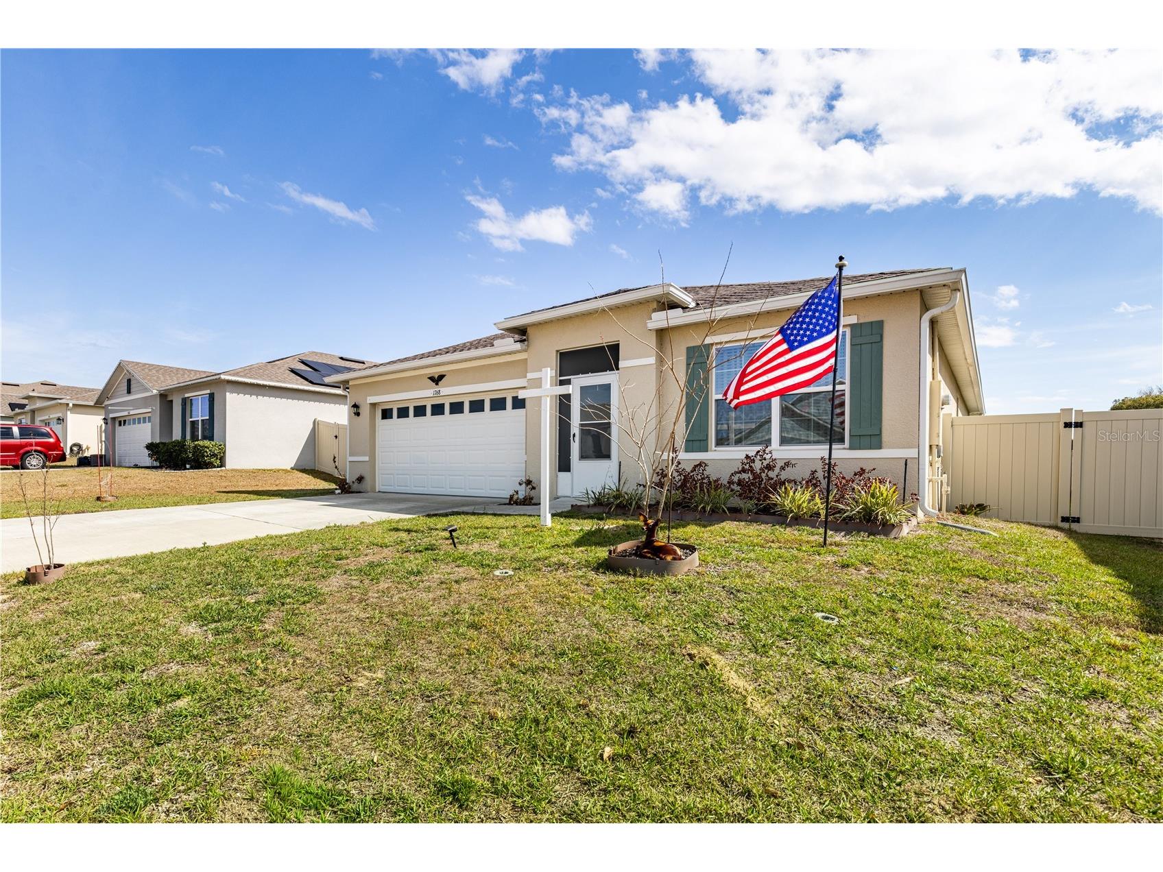 1768 Henin Circle Tavares FL 32778 G5108901 image3