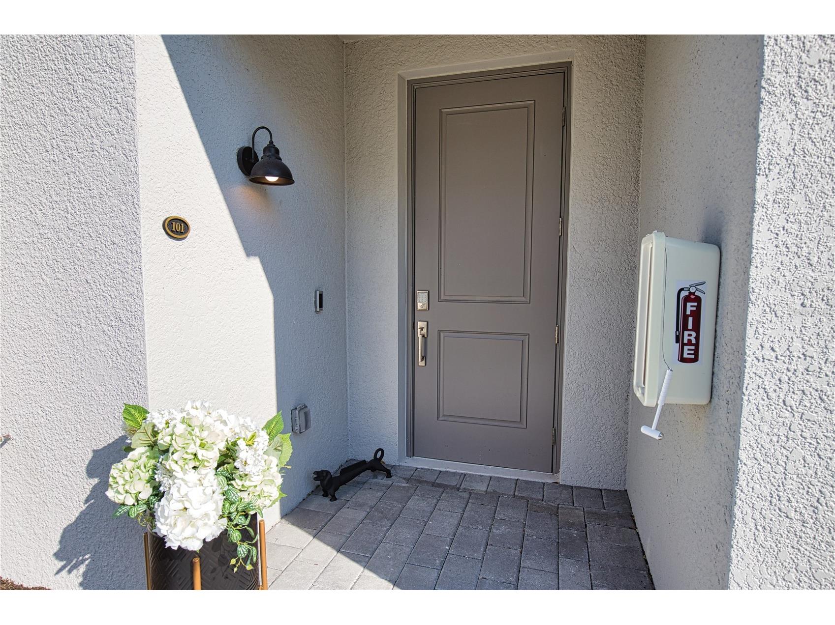 17685 Boracay Court #101 Venice FL 34293 N6143074 image8