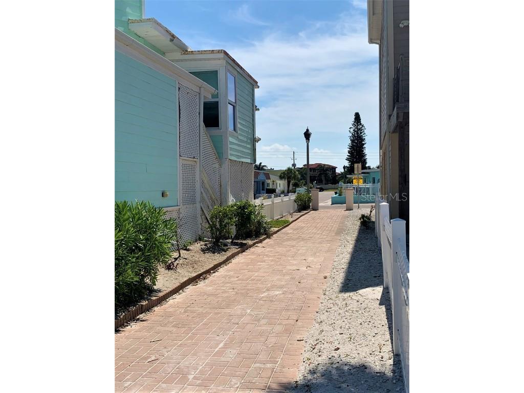 17688 Gulf Boulevard #102 Redington Shores FL 33708 TB8393384 image11