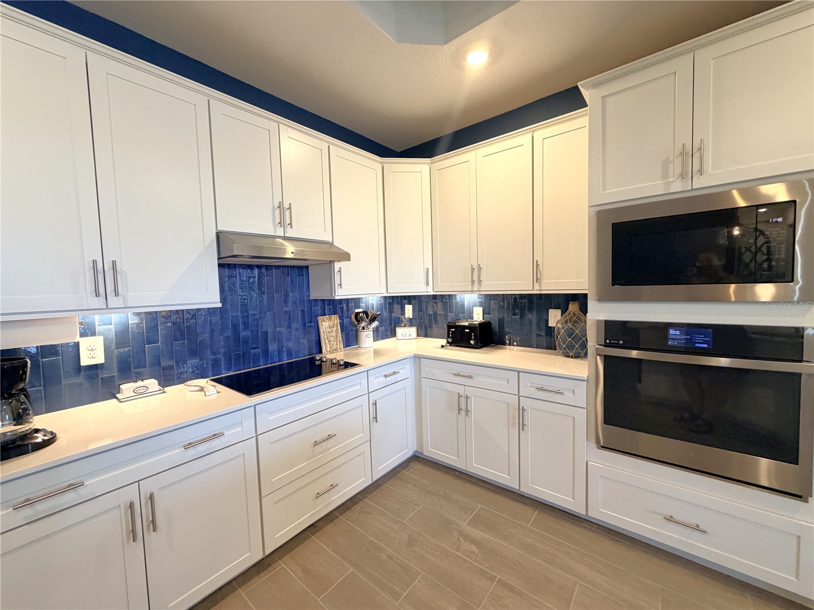 17697 Santorini Court Venice FL 34293 C7528359 image4