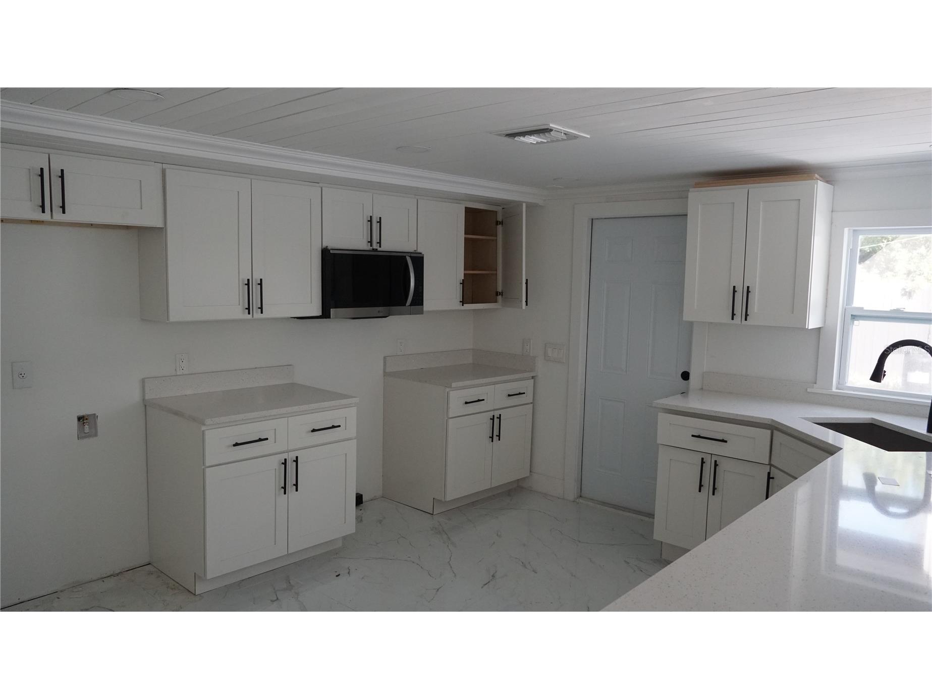177 Dowling Avenue NE Port Charlotte FL 33952 O6385323 image8