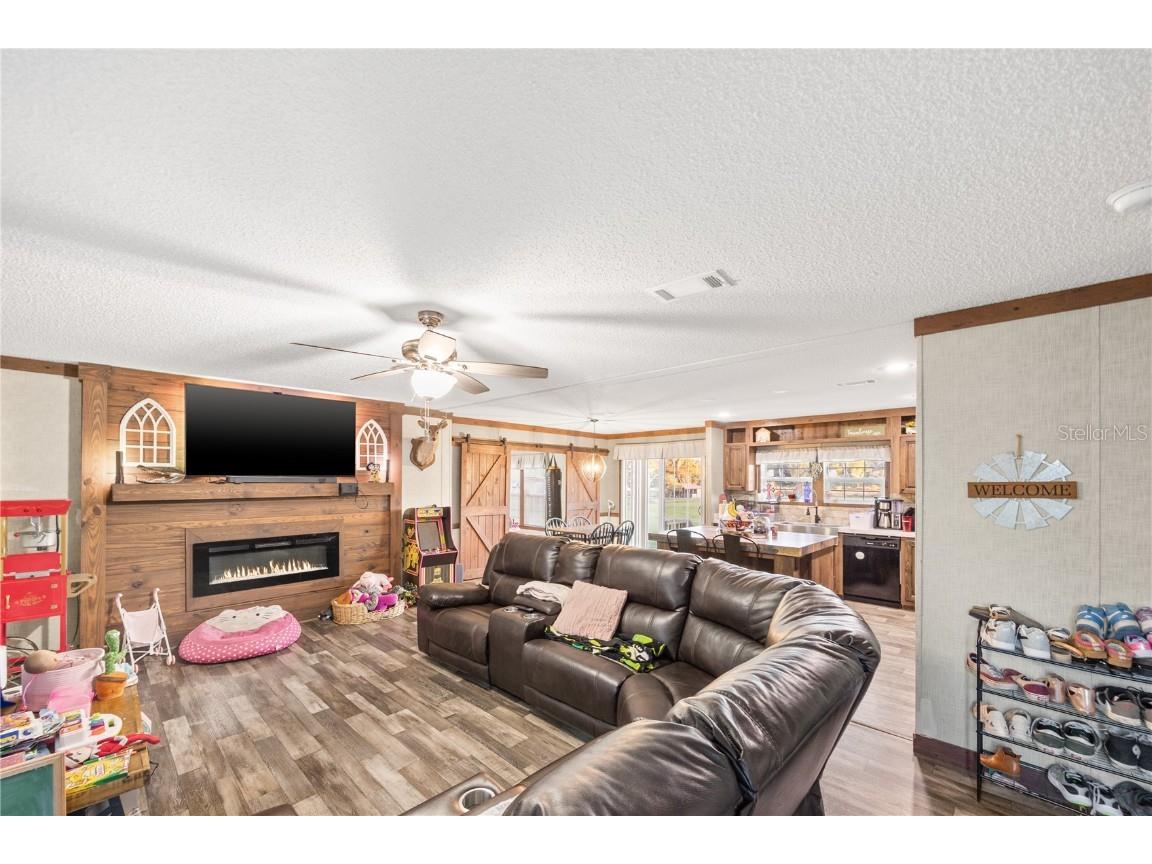 177 Elm Street Center Hill FL 33514 G5104290 image4