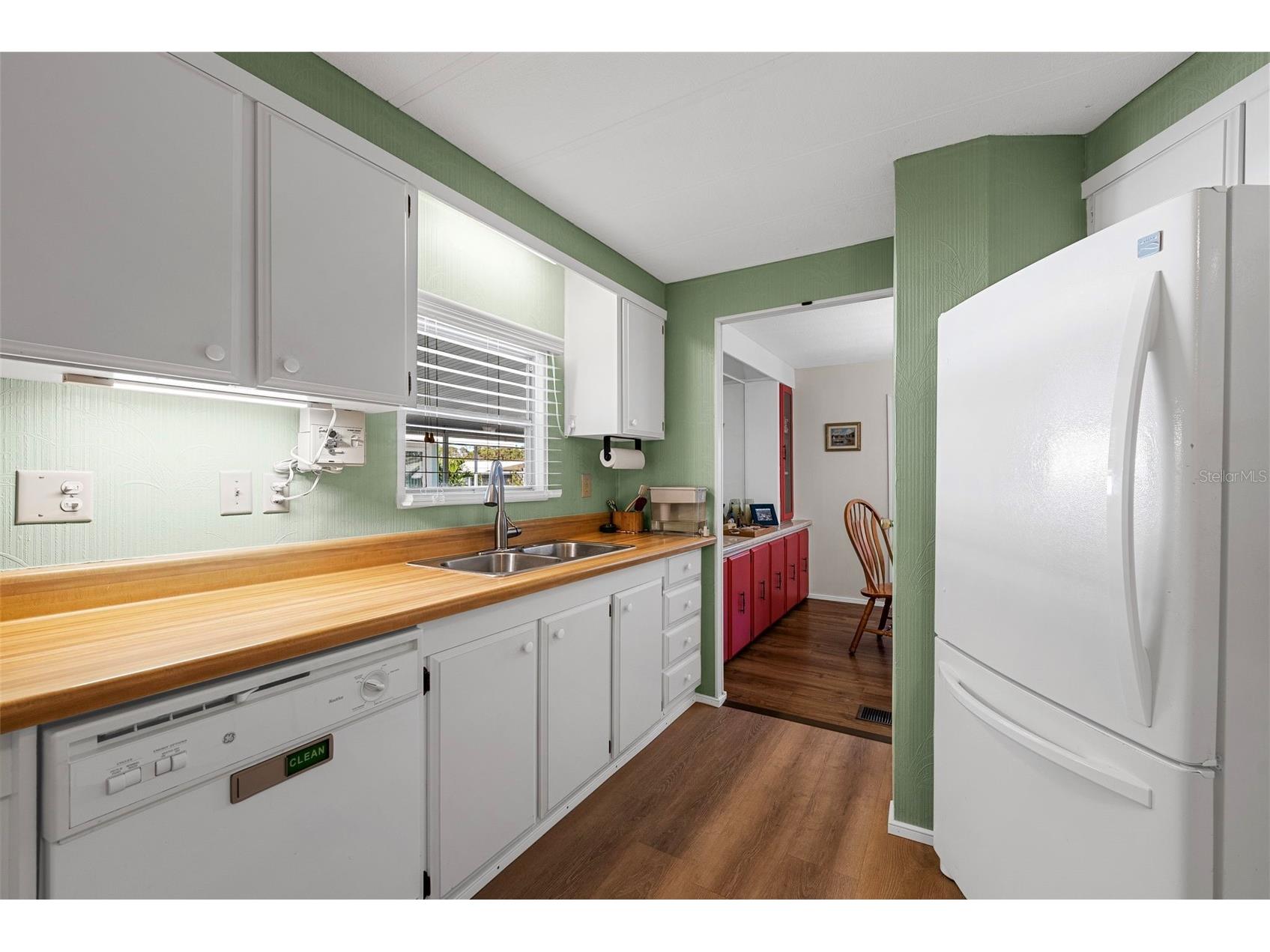 177 S Fiji Circle Englewood FL 34223 C7525467 image6