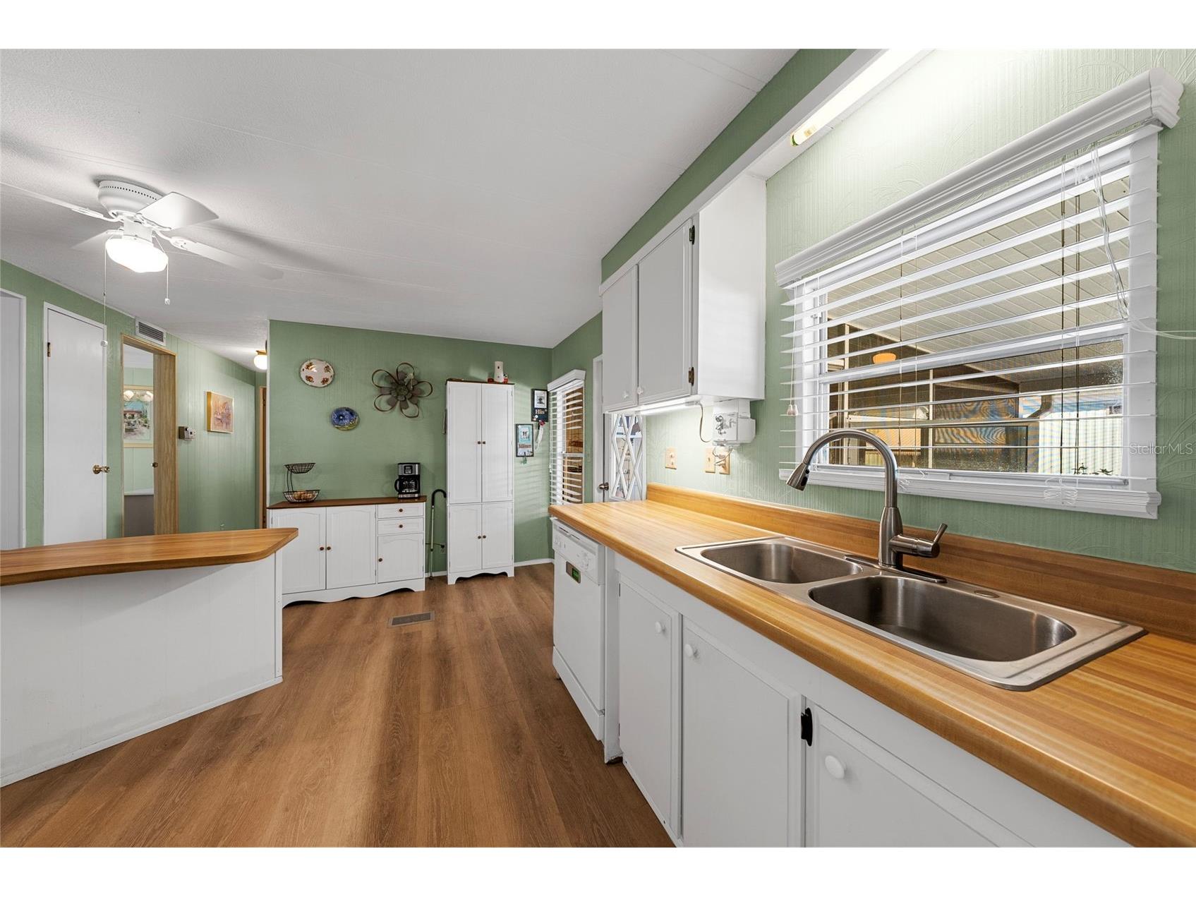 177 S Fiji Circle Englewood FL 34223 C7525467 image7
