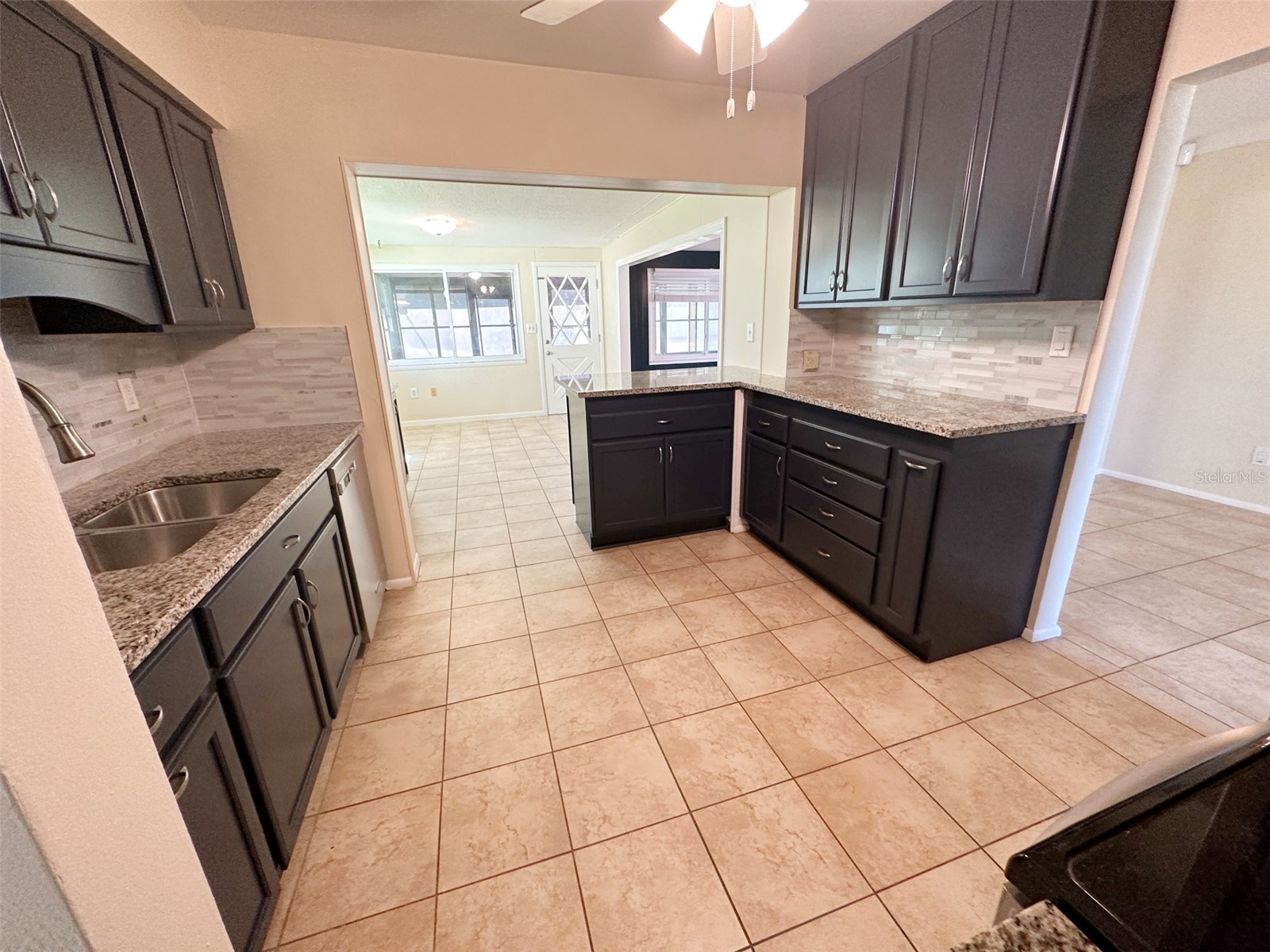 1770 63rd Avenue N Saint Petersburg FL 33702 TB8517599 image13