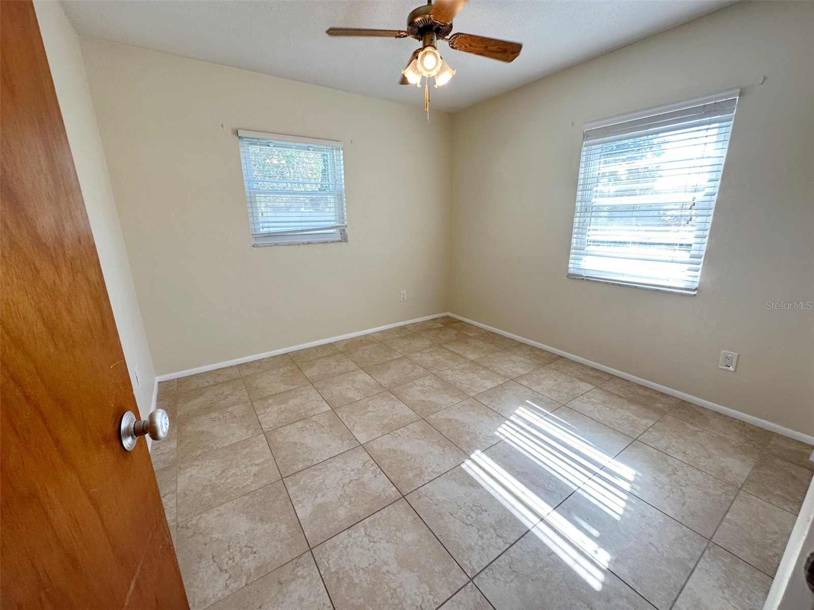 1770 63rd Avenue N Saint Petersburg FL 33702 TB8517599 image4
