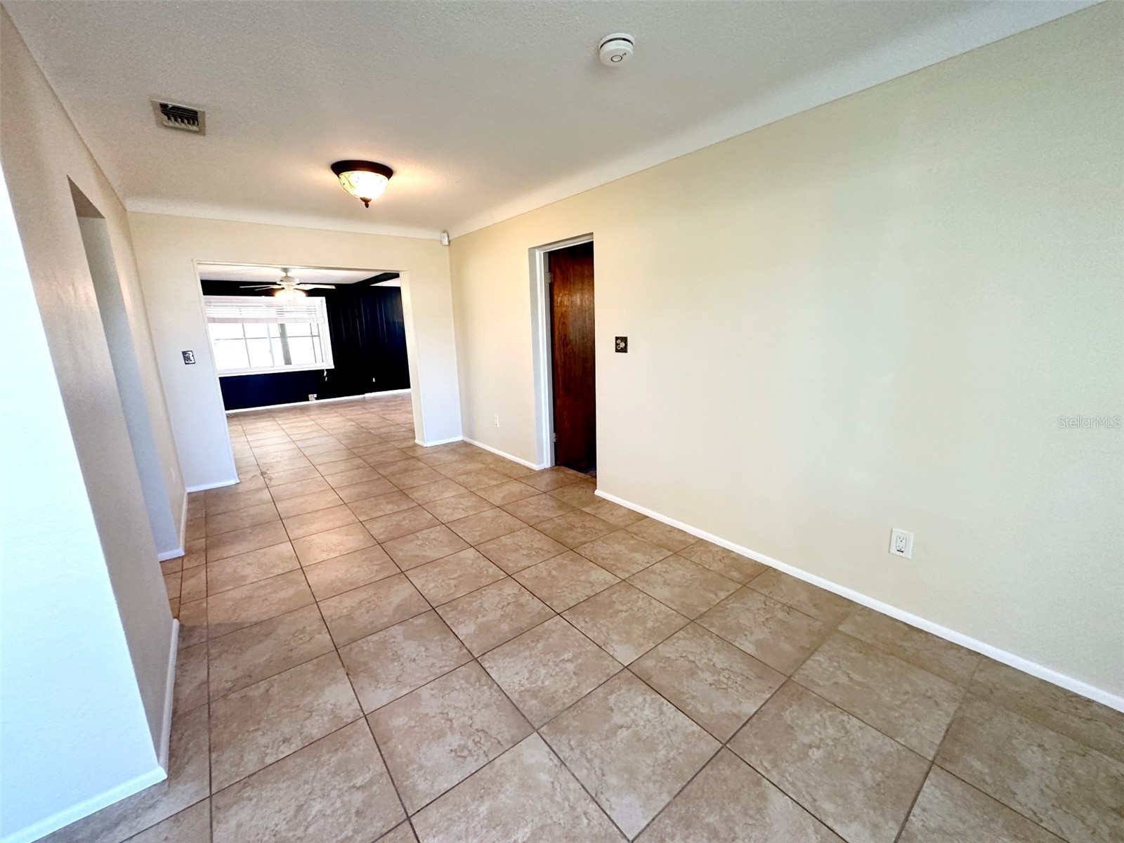 1770 63rd Avenue N Saint Petersburg FL 33702 TB8517599 image8