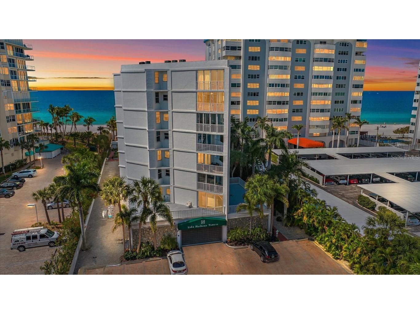 1770 Benjamin Franklin Dr #704 Sarasota FL 34236 A4667504 image1