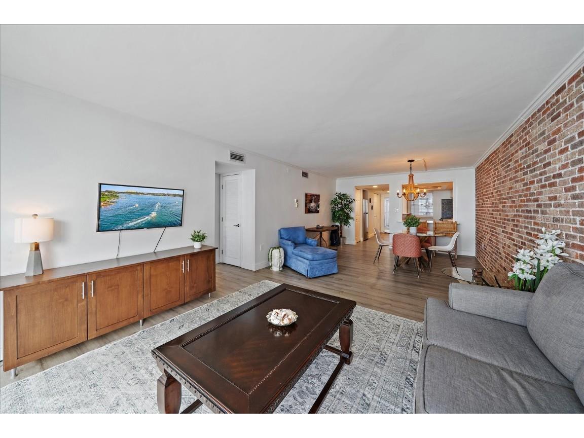 1770 Benjamin Franklin Dr #704 Sarasota FL 34236 A4667504 image29