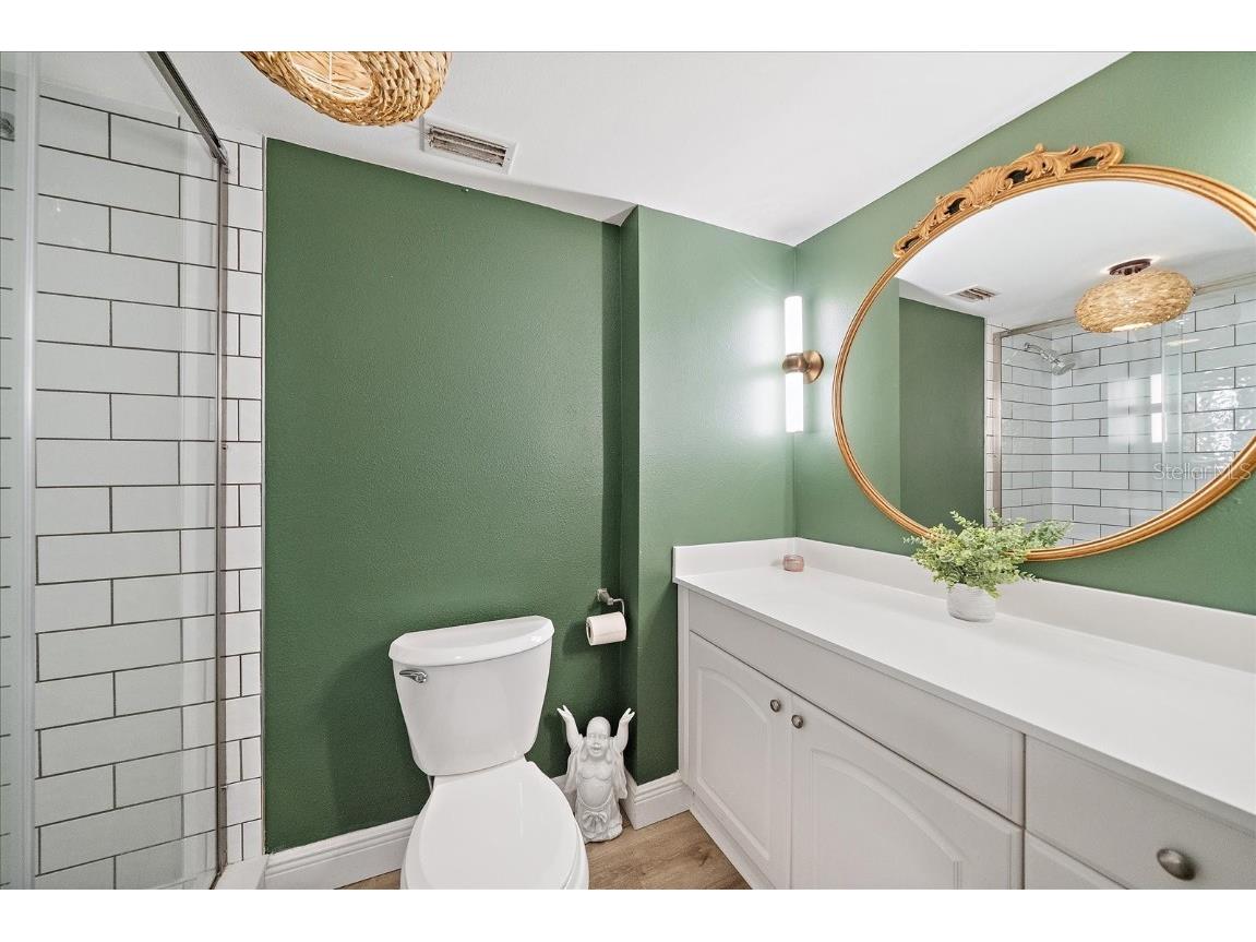 1770 Benjamin Franklin Dr #704 Sarasota FL 34236 A4667504 image41