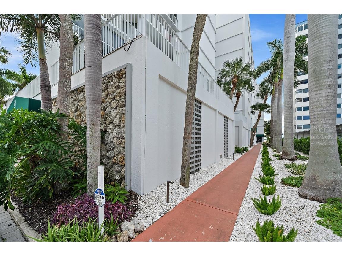 1770 Benjamin Franklin Dr #704 Sarasota FL 34236 A4667504 image47
