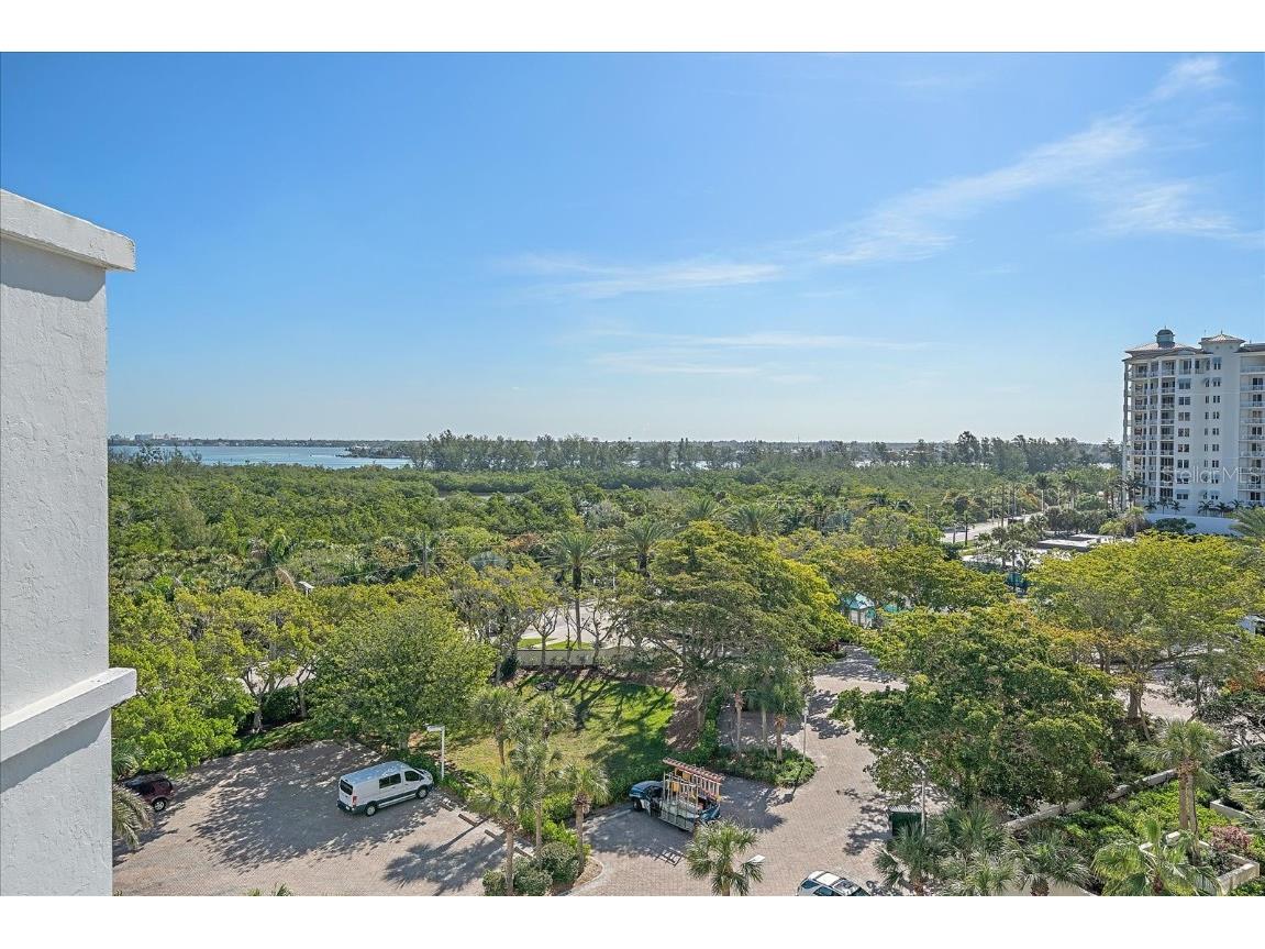 1770 Benjamin Franklin Dr #704 Sarasota FL 34236 A4667504 image63