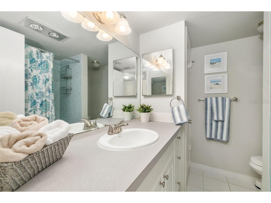 1770 Benjamin Franklin Drive #203 Sarasota FL 34236 - GULF OF AMERICA A4659618 image33