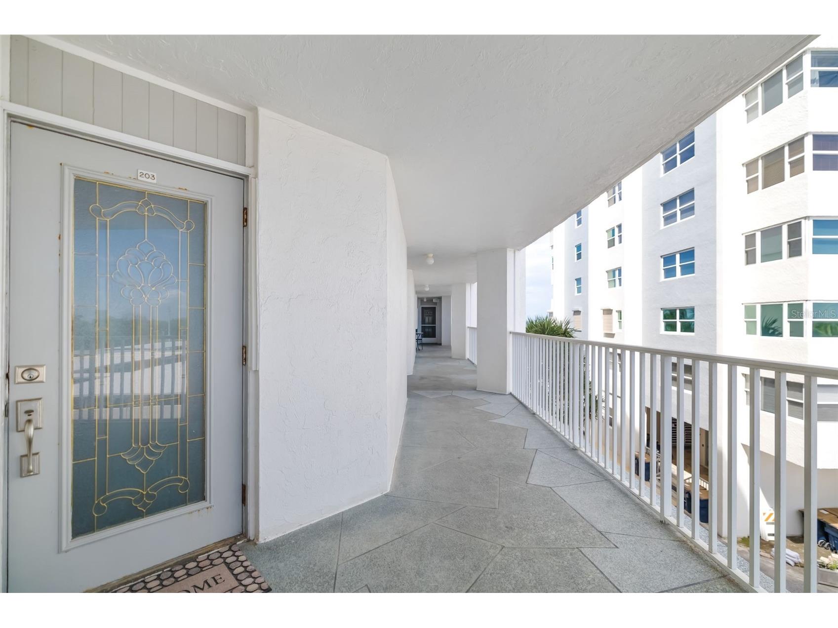 1770 Benjamin Franklin Drive #203 Sarasota FL 34236 A4676349 image2